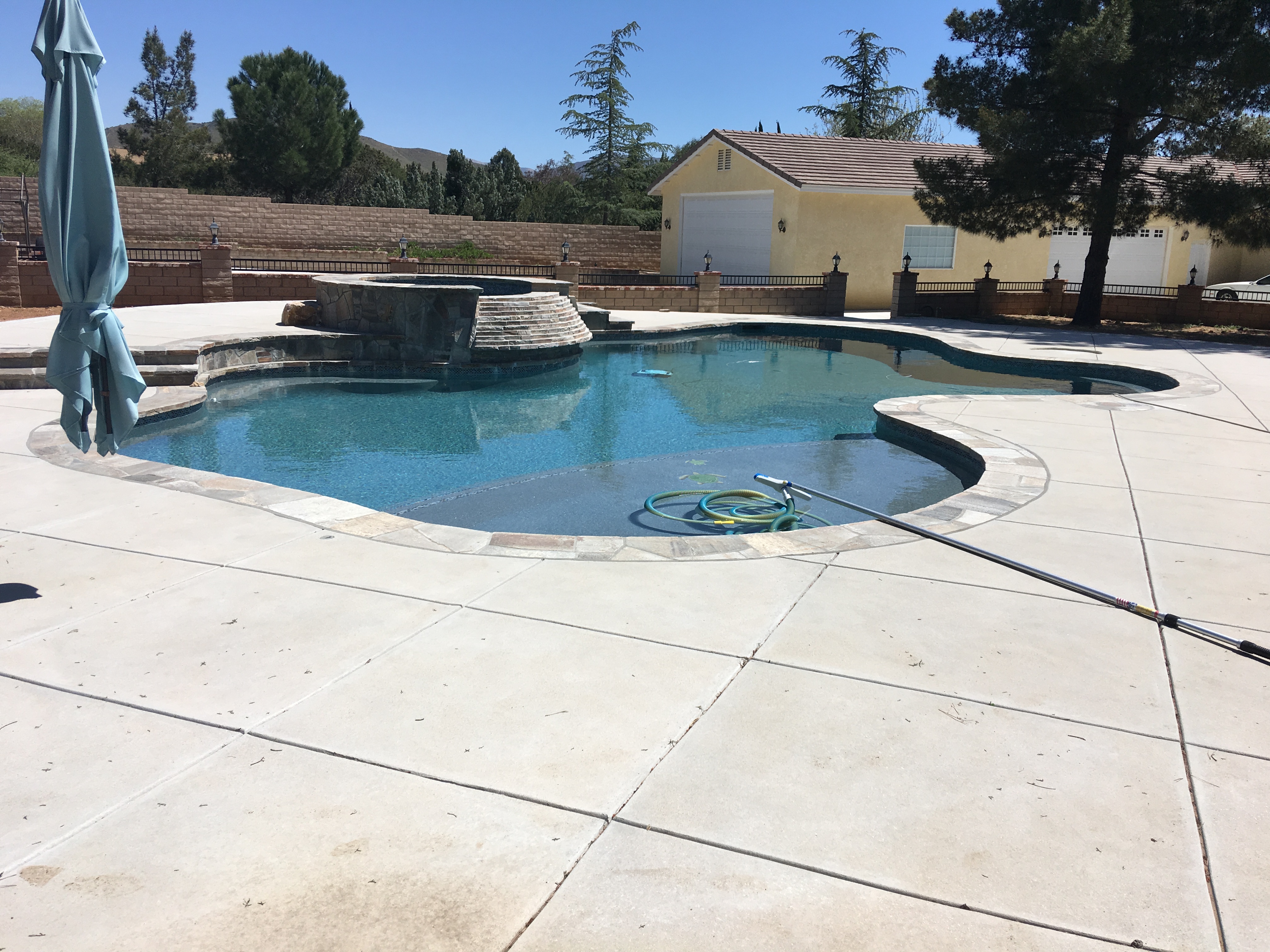 Pool deck and spa masonry